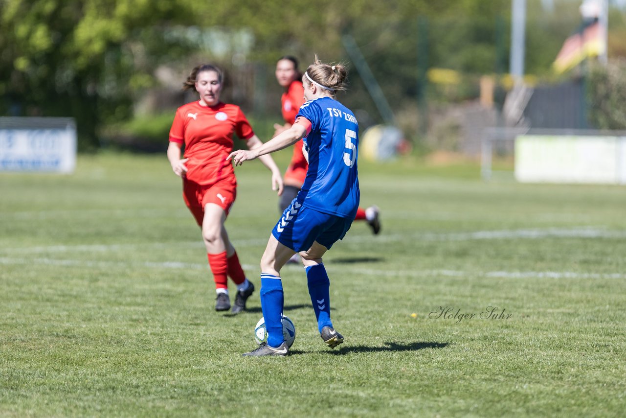 Bild 322 - F TSV Zarpen - Holstein Kiel II : Ergebnis: 2:6